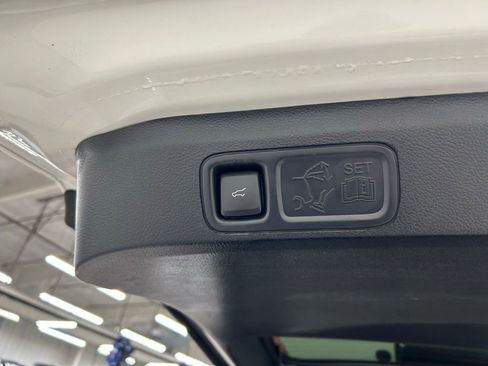 Certified 2023 Lincoln Navigator L Reserve AWD/4WD image 33