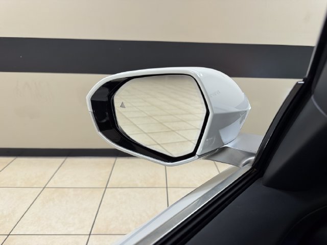 Used 2024 BMW 530i w/ Convenience Package RWD image 18
