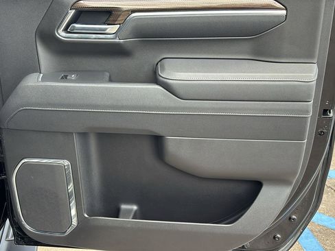 Certified 2025 Chevrolet Silverado 1500 RST RWD image 20