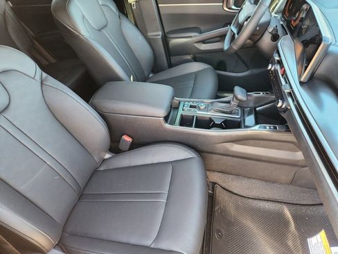 New 2026 Kia Sorento S w/ S Panoramic Sunroof Package FWD image 10