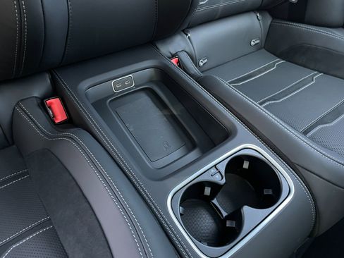 Used 2024 Mercedes-Benz AMG GT 43 image 29