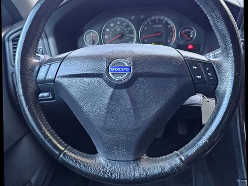 Used 2005 Volvo S60 2.5T image 30