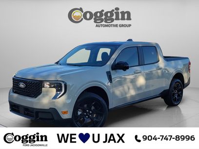 New 2025 Ford Maverick Lariat w/ Black Appearance Package