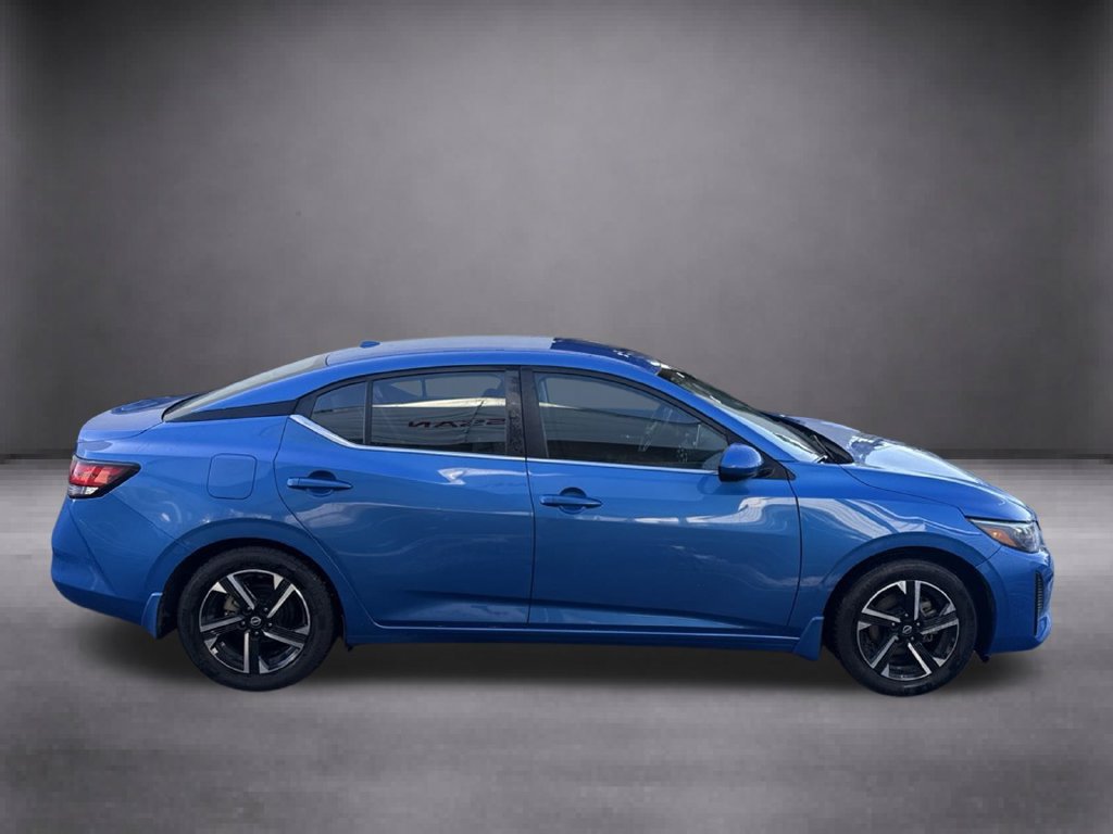 Used 2024 Nissan Sentra SV FWD image 3