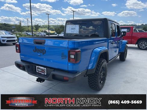 New 2025 Jeep Gladiator Sport image 19