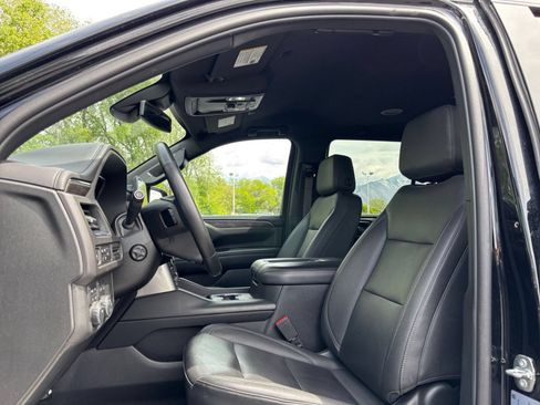 Used 2023 Chevrolet Tahoe LT w/ Luxury Package AWD/4WD image 29