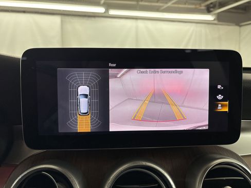Certified 2022 Mercedes-Benz GLC 300 image 24