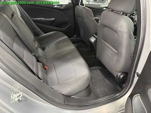 Used 2018 Chevrolet Cruze LT image 10