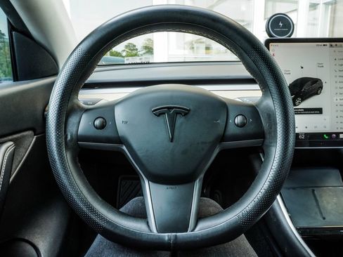 Used 2020 Tesla Model Y Long Range AWD/4WD image 15