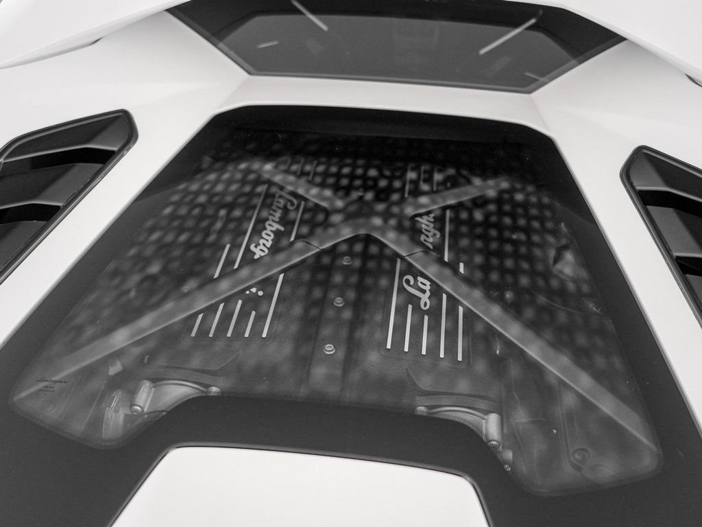 Used 2024 Lamborghini Huracan Tecnica RWD image 37