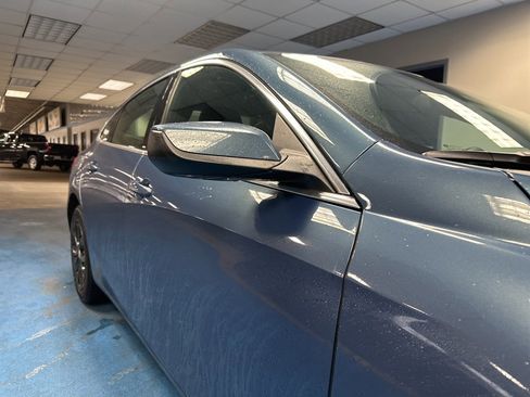 Certified 2025 Chevrolet Malibu LT image 4