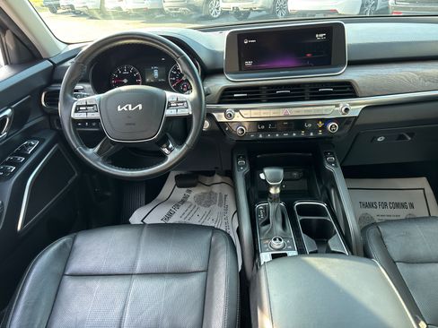 Used 2022 Kia Telluride EX w/ EX Premium Package AWD/4WD image 28