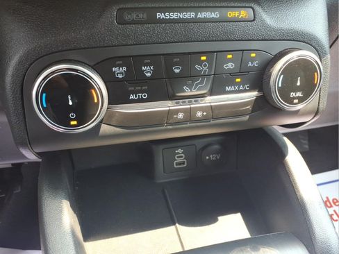 Used 2026 Ford Escape ST-Line AWD/4WD image 12