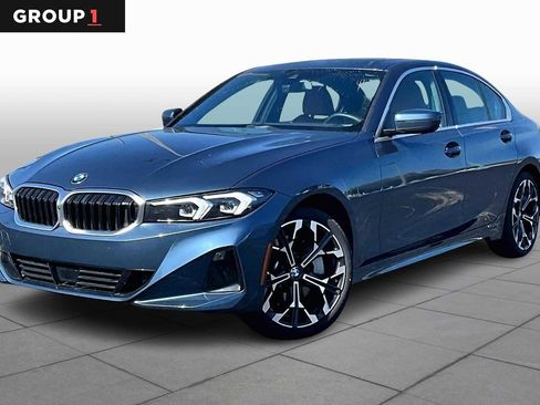 Certified 2025 BMW 330i Sedan image 1