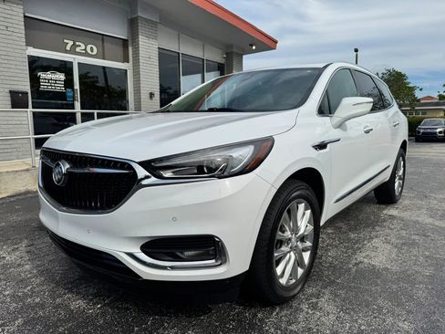 Used 2019 Buick Enclave Premium w/ Experience Buick Package FWD image 1