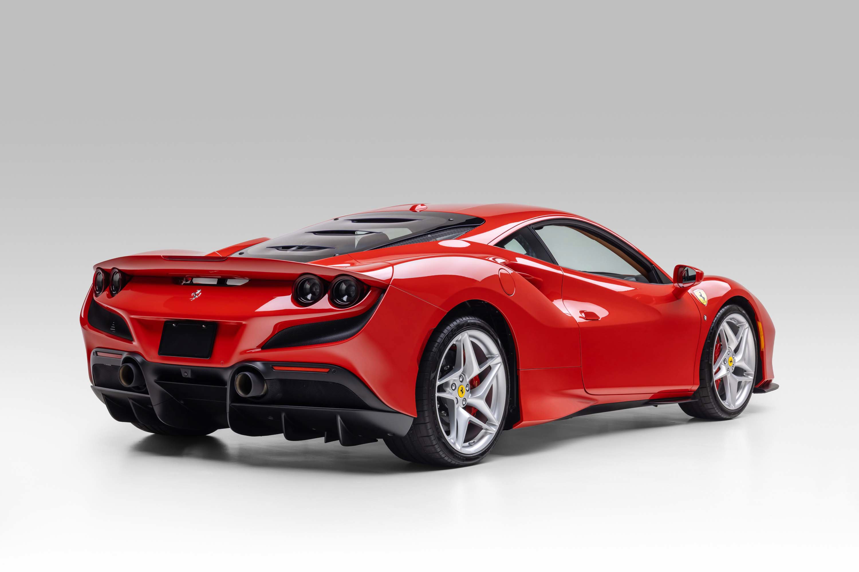 Certified 2020 Ferrari F8 Tributo RWD image 9