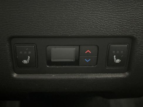 Used 2024 Mitsubishi Outlander SEL image 20