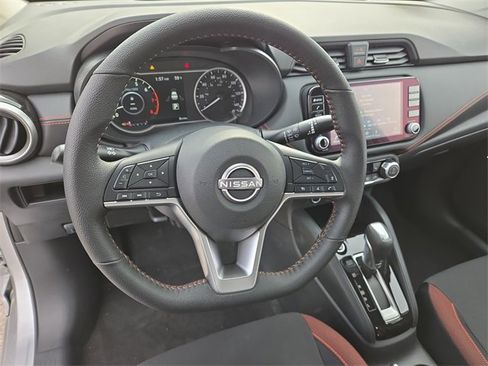 New 2025 Nissan Versa SR w/ Trunk Package image 34