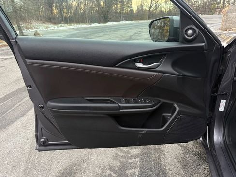 Used 2020 Honda Insight Touring image 18