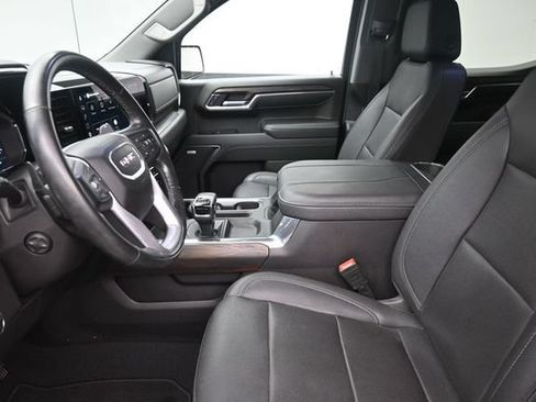 Used 2023 GMC Sierra 1500 SLT w/ SLT Premium Plus Package AWD/4WD image 16
