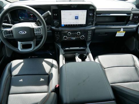 Used 2026 Ford F250 Lariat w/ Lariat Premium Package AWD/4WD image 14