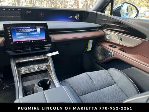 New 2026 Lincoln Nautilus Black Label AWD/4WD image 15