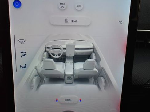 Used 2025 Ford Mustang Mach-E Premium image 26