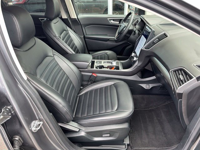 Used 2022 Ford Edge SEL AWD/4WD image 11