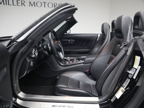 Used 2012 Mercedes-Benz SLS AMG Roadster image 13