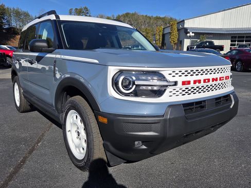 New 2025 Ford Bronco Sport Heritage w/ Convenience Package image 23