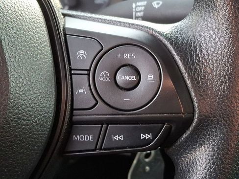 Used 2023 Toyota Corolla LE FWD image 19