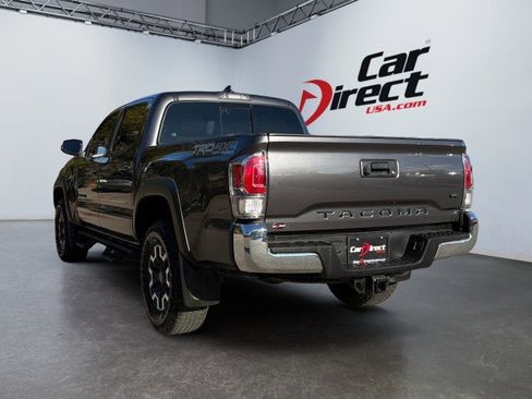 Used 2023 Toyota Tacoma TRD Off-Road image 12