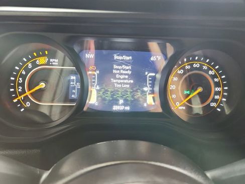 Used 2024 Jeep Wrangler Unlimited Rubicon AWD/4WD image 21