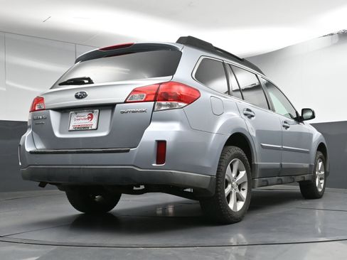 Used 2014 Subaru Outback 2.5i Limited image 27