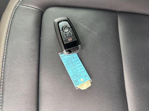 Used 2025 Ford Bronco Outer Banks w/ Sasquatch Package image 38