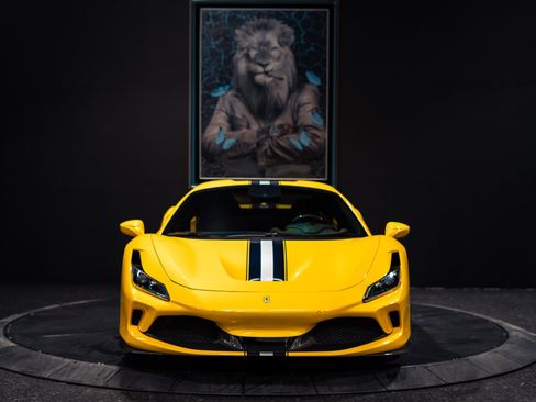 Used 2021 Ferrari F8 Tributo RWD image 32