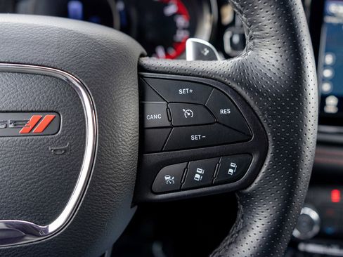 Used 2023 Dodge Durango GT image 25