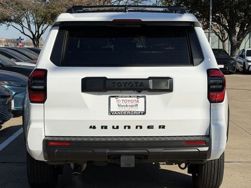New 2026 Toyota 4Runner SR5 image 5