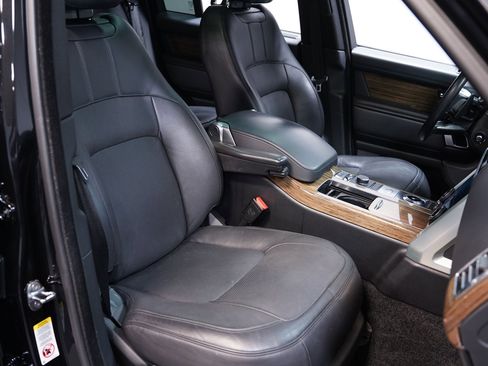 Used 2019 Land Rover Range Rover Supercharged image 39