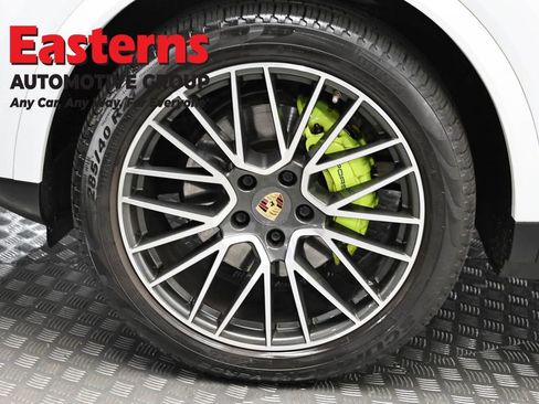 Used 2019 Porsche Cayenne E-Hybrid image 31