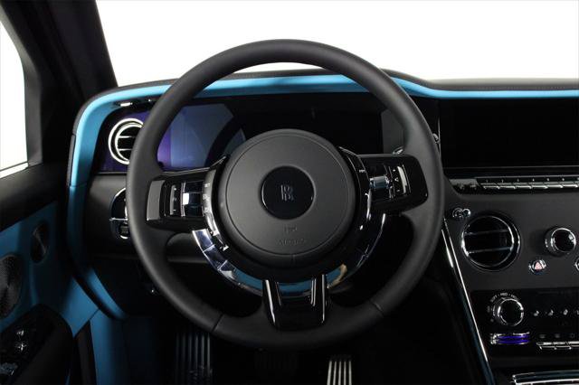 Certified 2026 Rolls-Royce Cullinan w/ Cullinan Package AWD/4WD image 6