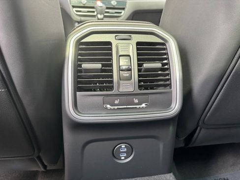 New 2026 Porsche Macan S image 23