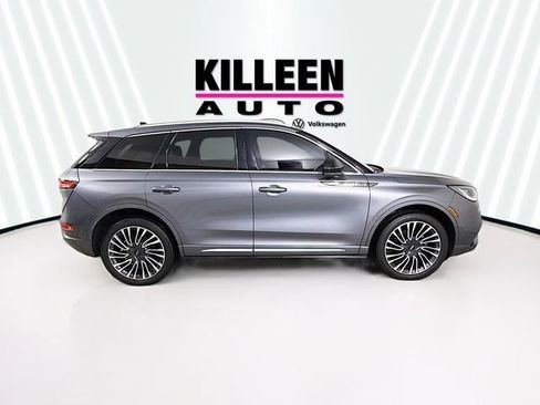 Used 2022 Lincoln Corsair Reserve w/ Sport Package image 8