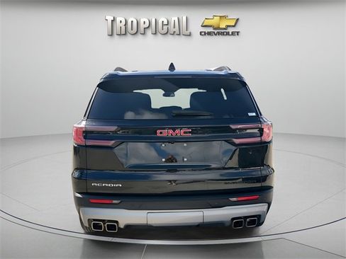 Used 2024 GMC Acadia Elevation image 4
