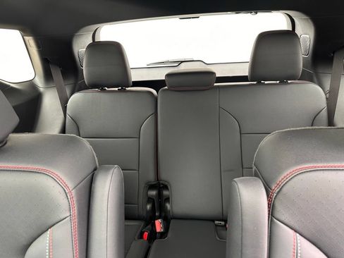 Used 2024 Chevrolet Traverse RS w/ LPO, Floor Liner Package AWD/4WD image 18