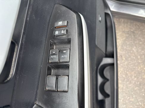 Used 2019 Toyota Tundra Limited w/ Limited Premium Package image 15