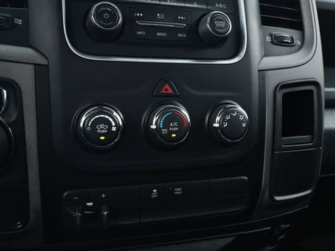 Used 2018 RAM 1500 Tradesman RWD image 19