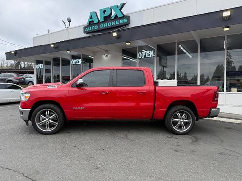 Used 2024 RAM 1500 Laramie AWD/4WD image 2