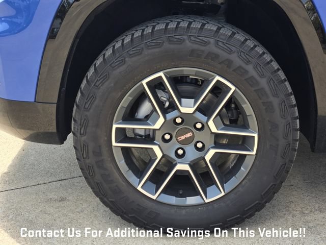 New 2027 GMC Terrain AT4 w/ Convenience Package III AWD/4WD image 7