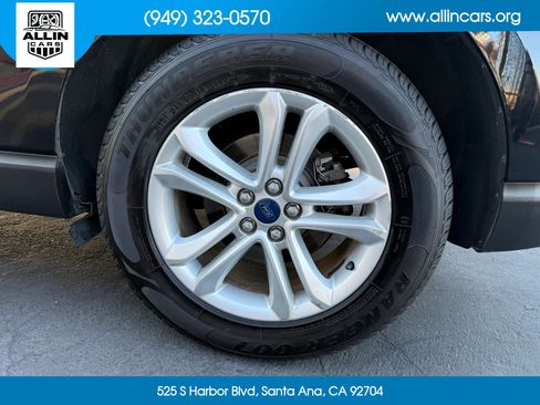 Used 2019 Ford Edge SEL FWD image 19